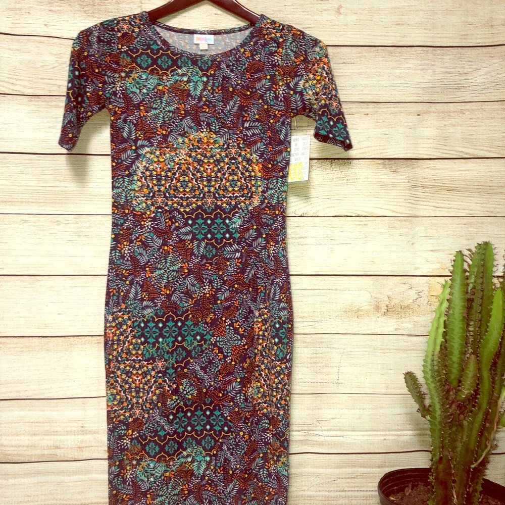 NWT LuLaRoe Julia XXS Kaleidoscope Dress